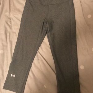 Under Armour Crops